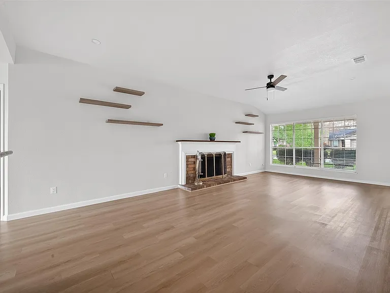 12215 Fetlock Dr — Photo 11