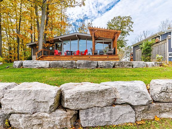 3rd image of 42 Mohawk Point Rd