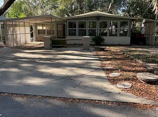25261 NE 138th Pl, Salt Springs, FL 32134