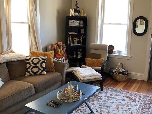 2nd image of 2613 W Armitage Ave APT 1