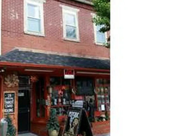 151 S Main St, Nazareth, PA 18064