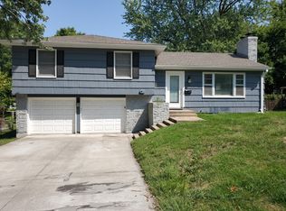 8315 Kentucky Ave, Raytown, MO 64138