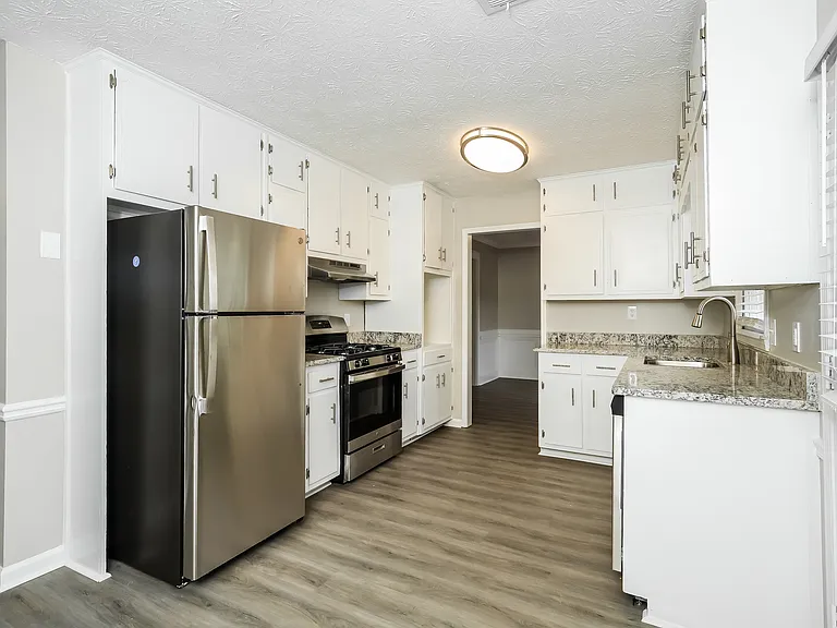 4282 Wrexham Ct — Photo 2