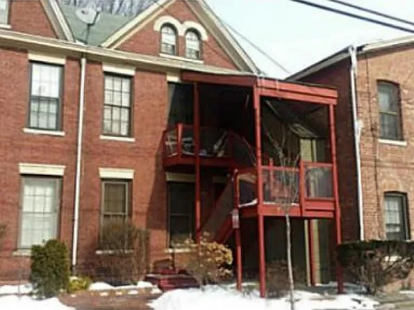 47 Welton St APT 2B, New Brunswick, NJ 08901