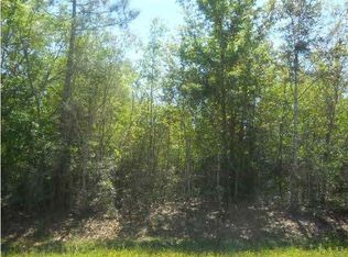 32 Ac Del Monte St, Milton, FL 32583