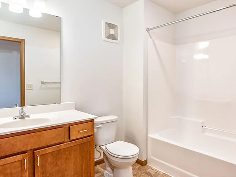 Northview Apartments — Photo 22