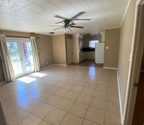 3rd image of 1101 Bernadette Dr