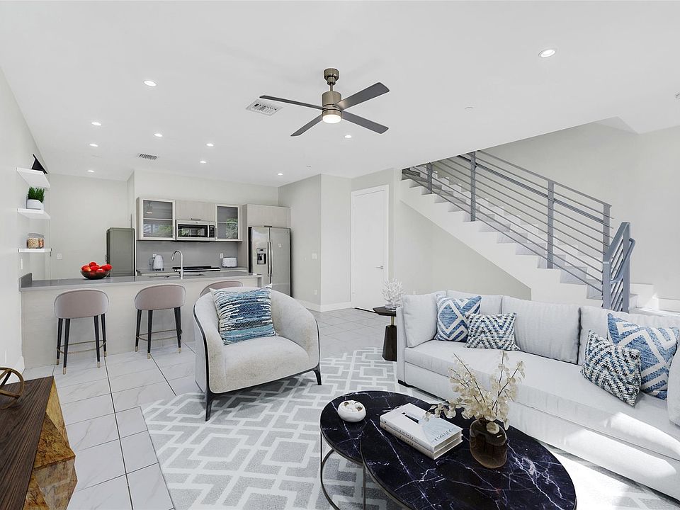 1st image of 1025 NE 18th Avenue #103