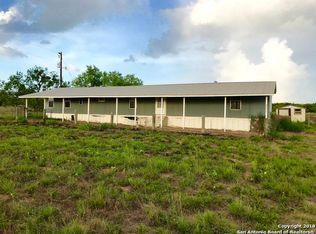 1650 Dugosh Rd, Pleasanton, TX 78064