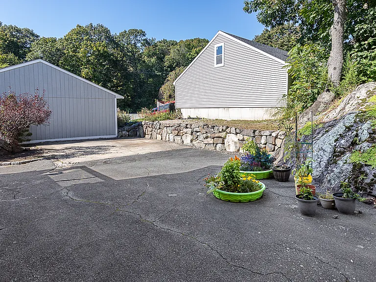 46 Burpee Rd #2 — Photo 18