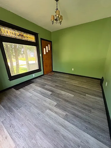 111 Glenwood Ave #1 Photo 1