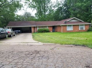 115 Wooddell Ct, Jackson, MS 39212