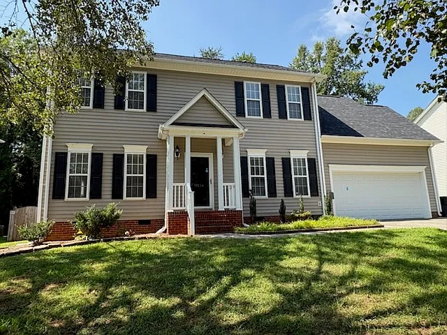 4 bed, 2.5 bath, 1850 sqft, $1,995 — Photo 1