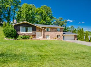 3821 Telstar Dr, Kingsport, TN 37664