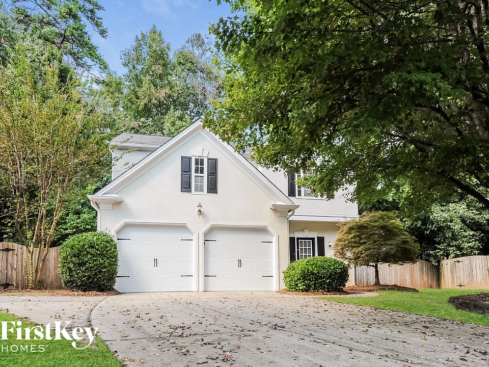 1st image of 554 Lullingstone Dr SE