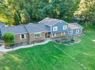 795 Latonka Dr, Mercer, PA 16137