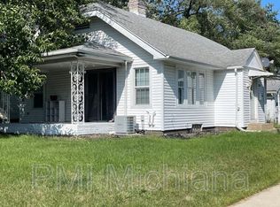 1202 Cleveland Ave, South Bend, IN 46628