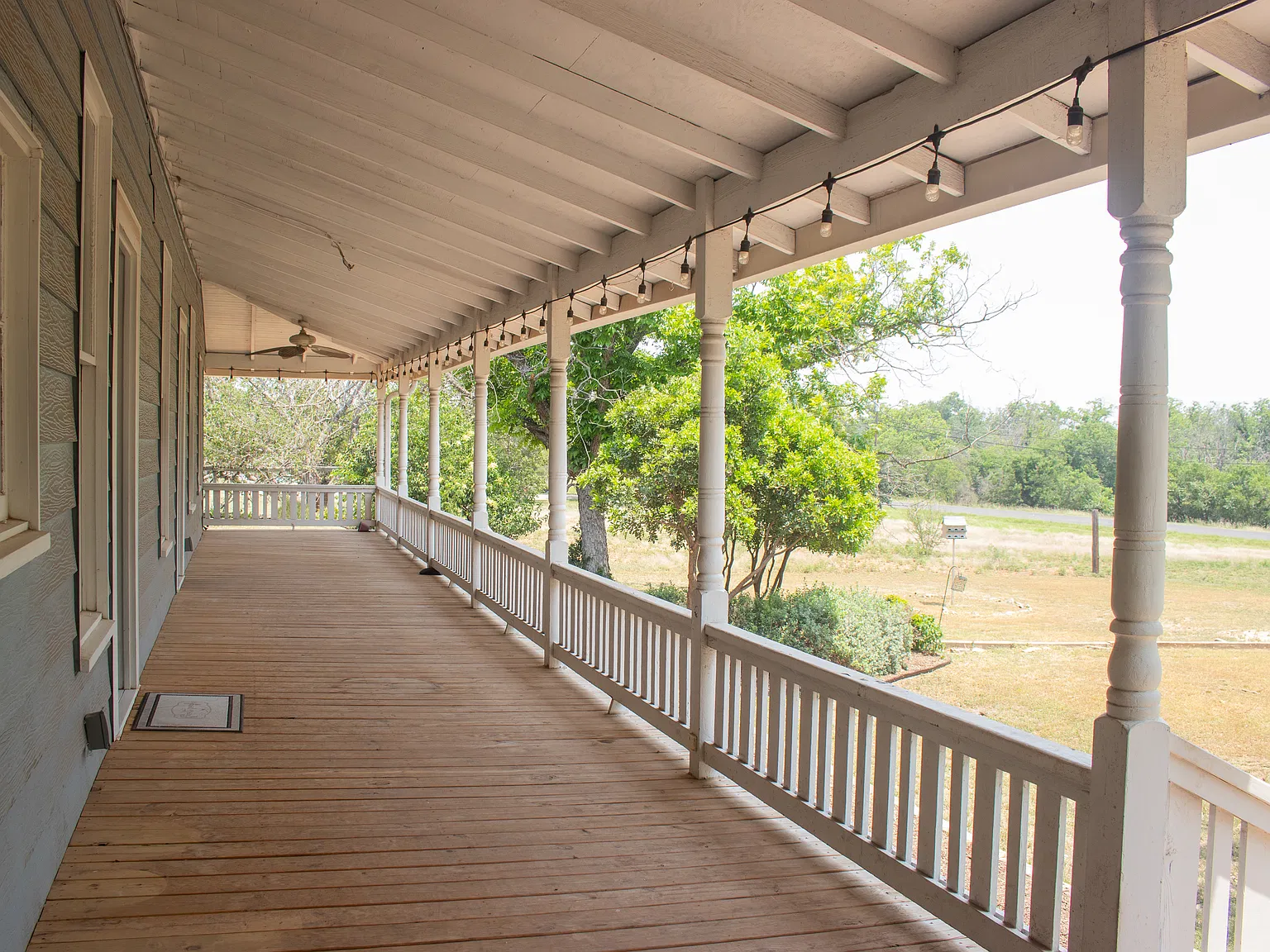 6 bed, 3278 sqft, $500 — Photo 3