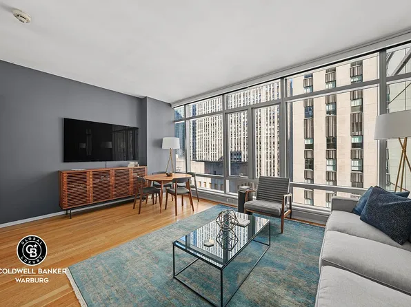 18 W 48th St APT 22A, New York, NY 10036