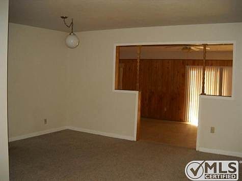 2nd image of 842 Redwood Dr