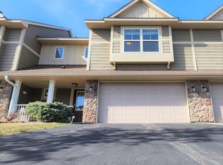 3433 Chestnut Ln, Eagan, MN 55123