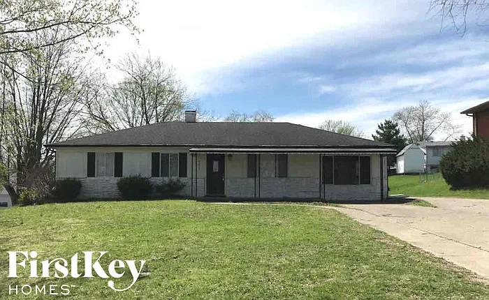 4423 Alden Ave photo 1
