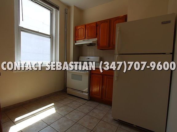 4th image of 10822 72nd Ave APT 3E