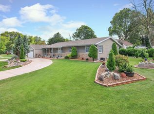 221 Ash St, Sandwich, IL 60548