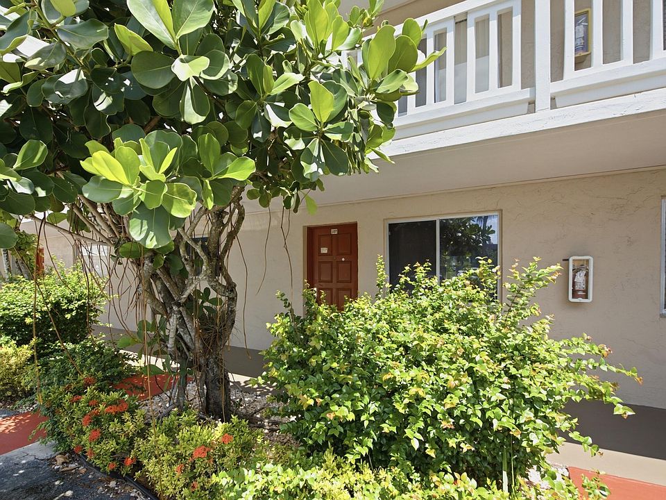 1st image of 3601 INVERRARY Drive #107