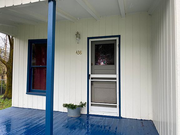 2nd image of 438 Washington St