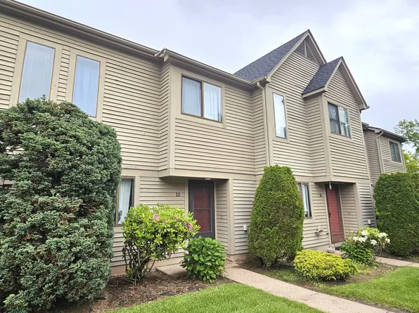 155 Village Square Drive APT 13, New Britain, CT 06053
