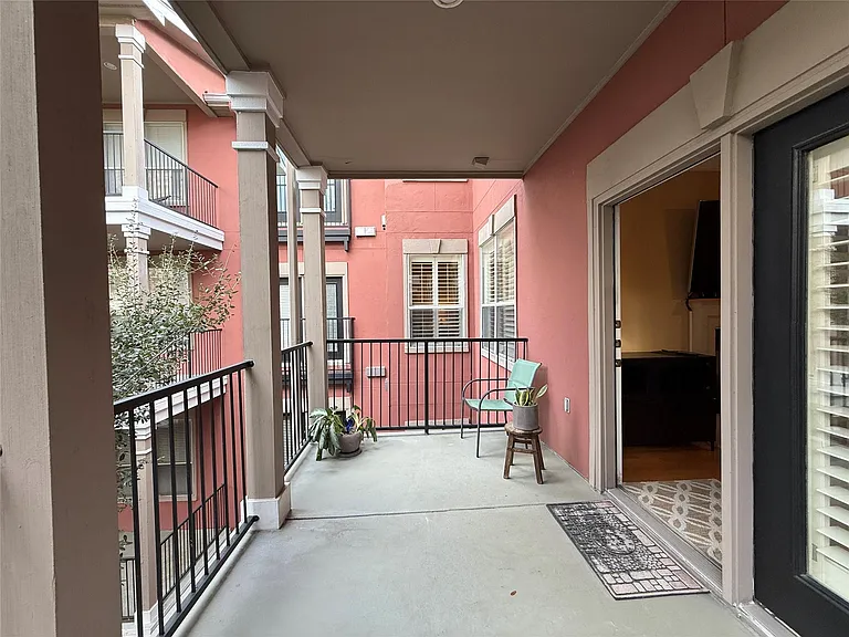 2400 McCue Rd #325 — Photo 19
