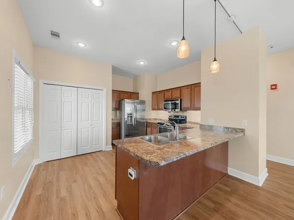 51 E Main St, Statesboro, GA 30458