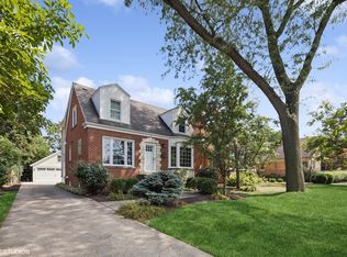 513 S Fair Ave, Elmhurst, IL