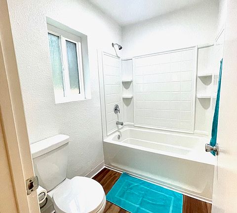 4th image of 2297 Via Esmarca APT B