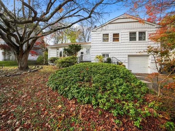 28 Sherbrooke Road, Hartsdale, NY 10530