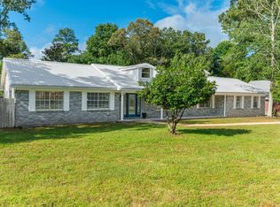 140 Gillis Dr, Crestview, FL 32536