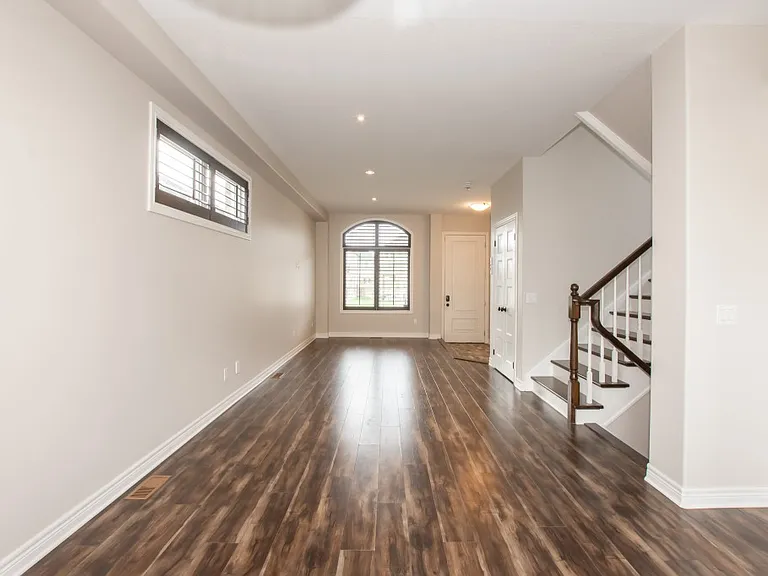 8389 Eva Blvd — Photo 6