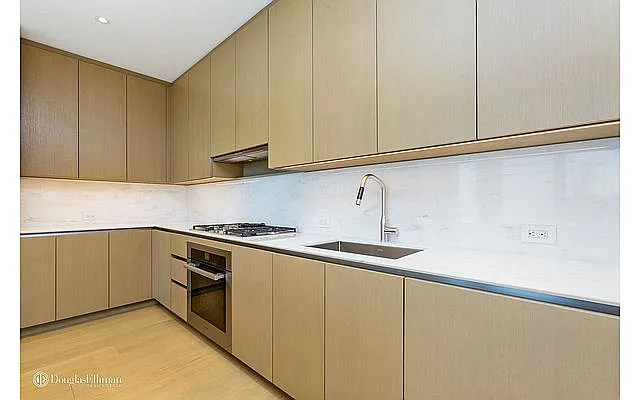 Rented by Douglas Elliman | media 31