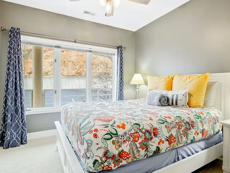 250 Emerald Bay Dr #2C — Photo 14
