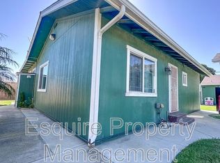 12738 W Telegraph Rd APT C, Santa Paula, CA 93060