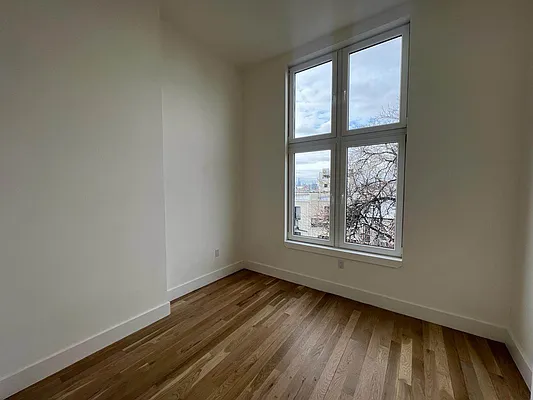 Rented by RBM Management | media 21