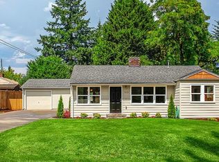 910 NE 117th St, Seattle, WA 98125