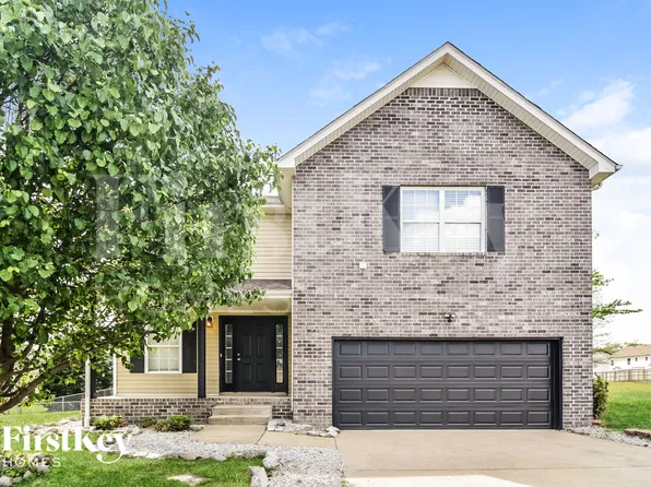 900 Fisher Ct, Clarksville, TN 37042