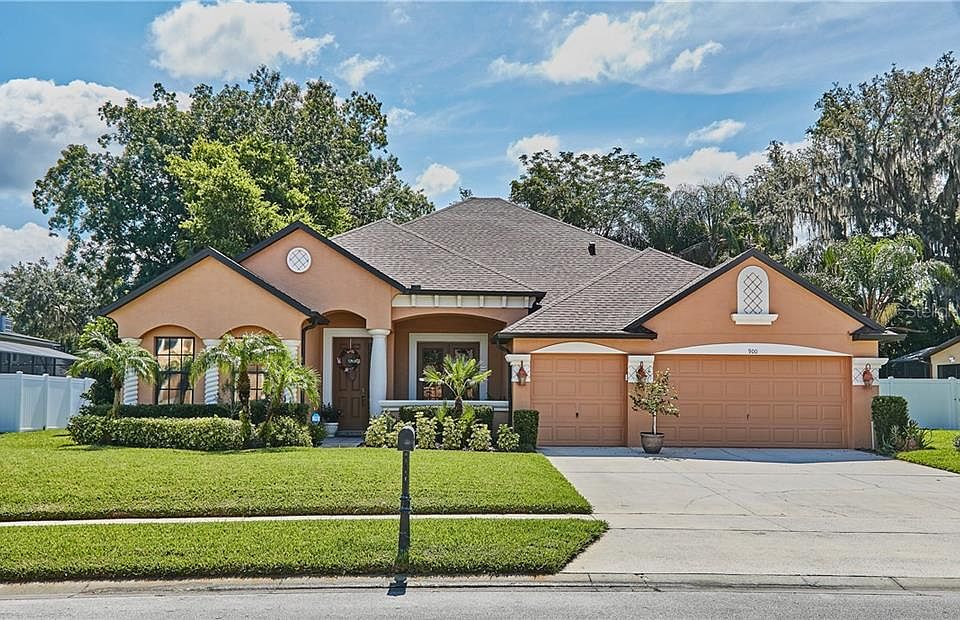 1st image of 900 Country Charm Cir