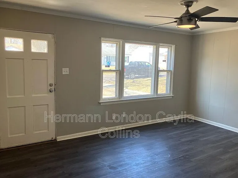 9850 Dennis Dr — Photo 4