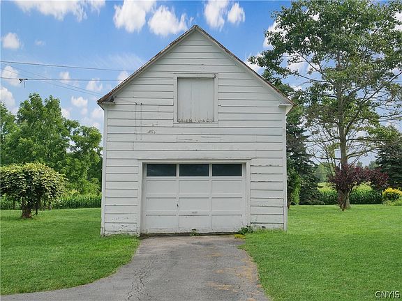 2nd image of 236 White St