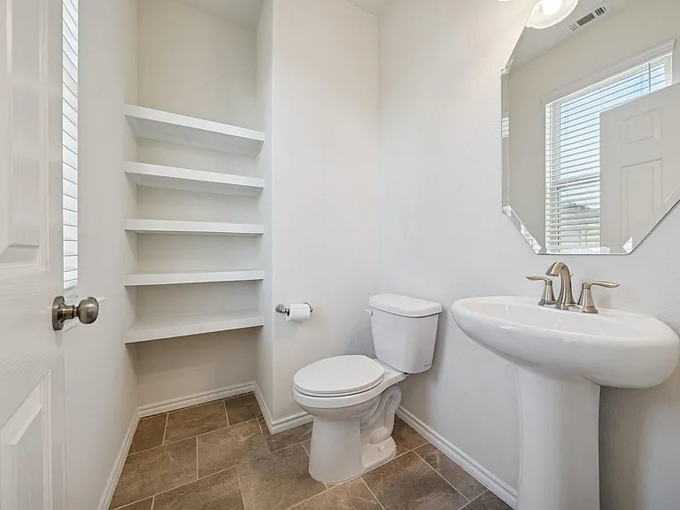 8604 Hollyoaks Creek Ln — Photo 18