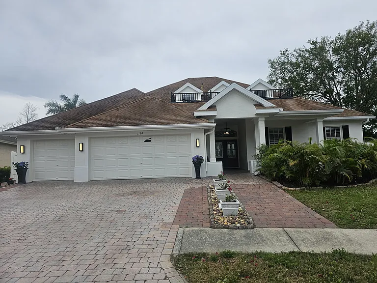 Riveredge Dr — Photo 1