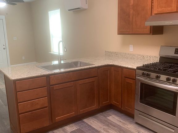4th image of 8436 Forshey St
